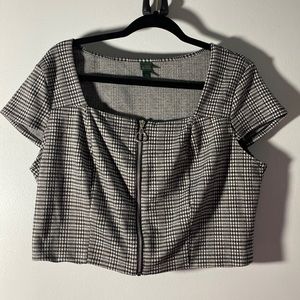 Wild Fable Black & White Cropped Zip-up Top in Size XXL